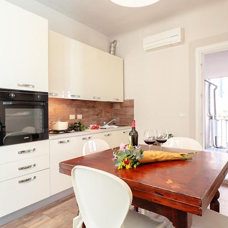 Lanfranchi Deluxe Apartament ปิซา ภายนอก รูปภาพ
