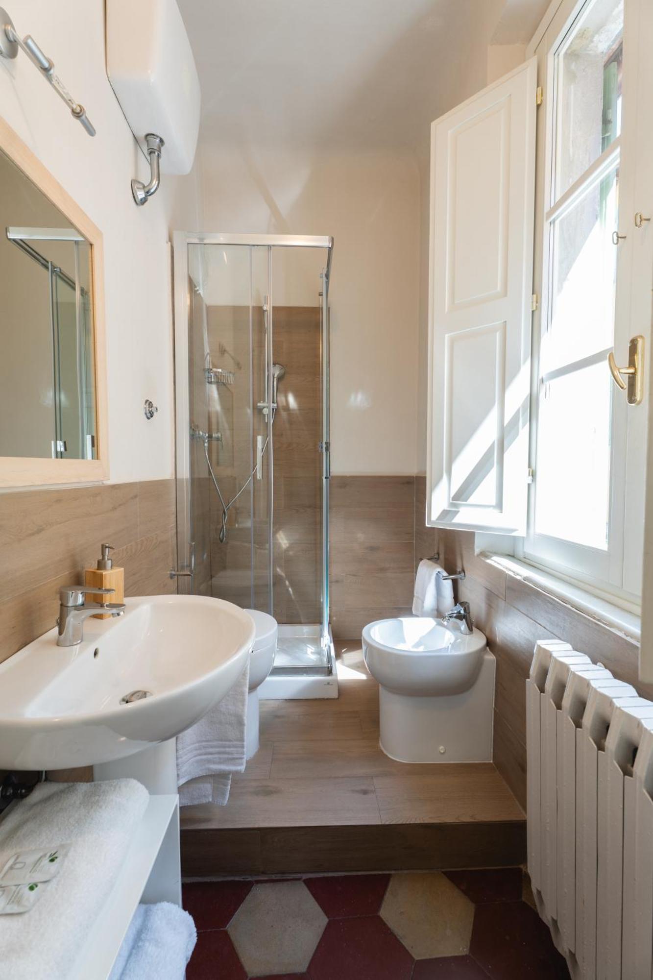 Lanfranchi Deluxe Apartament ปิซา ภายนอก รูปภาพ